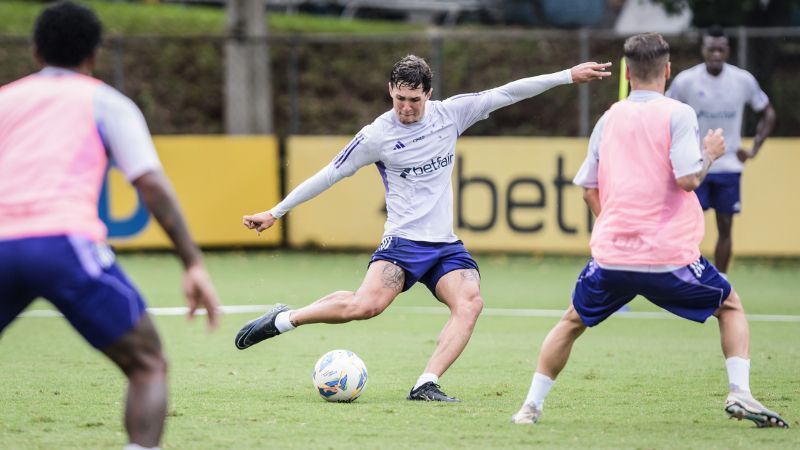 Meia vira desfalque no Cruzeiro para clássico com Atlético; veja motivo