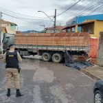 Adolescente morre prensado por caminhão em obra de Contagem, na Grande BH