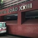 Jovem é esfaqueado em bairro nobre de BH enquanto voltava de bloco de Carnaval