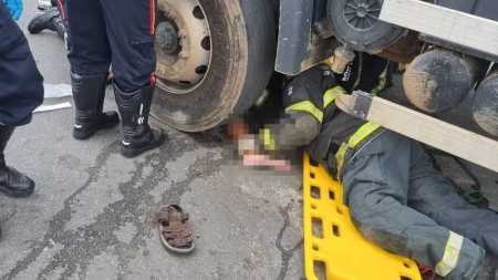 Vítima foi socorrida pelos bombeiros