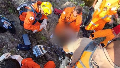 Vítima sofreu parada cardíaca durante resgate