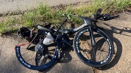 Vítima teve traumatismo craniano e está internada em estado grave no Hospital Madre Teresa