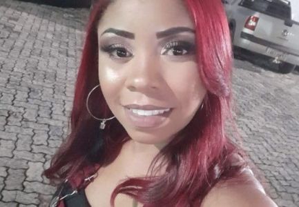 Alessandra de Jesus, de 29 anos, foi assassinada a tiros e corpo foi jogado em barranco