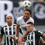 Titular do Botafogo provoca Atlético e revela desejo de jogar no Cruzeiro