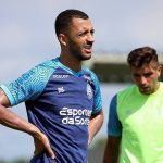 Após revés na Série A, Bahia treina com novidade visando o Volta Redonda