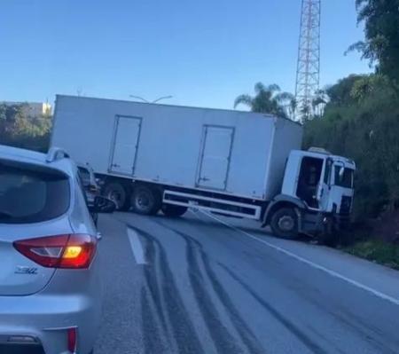 Acidente na BR-040 em MG
