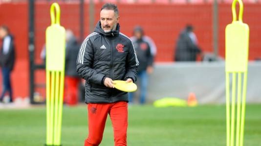 Vítor Pereira comanda o Flamengo na decisão pelo 3º lugar do Mundial de Clubes