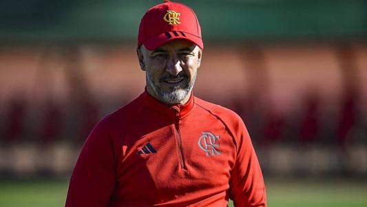 Vítor Pereira está sob pressão no Flamengo