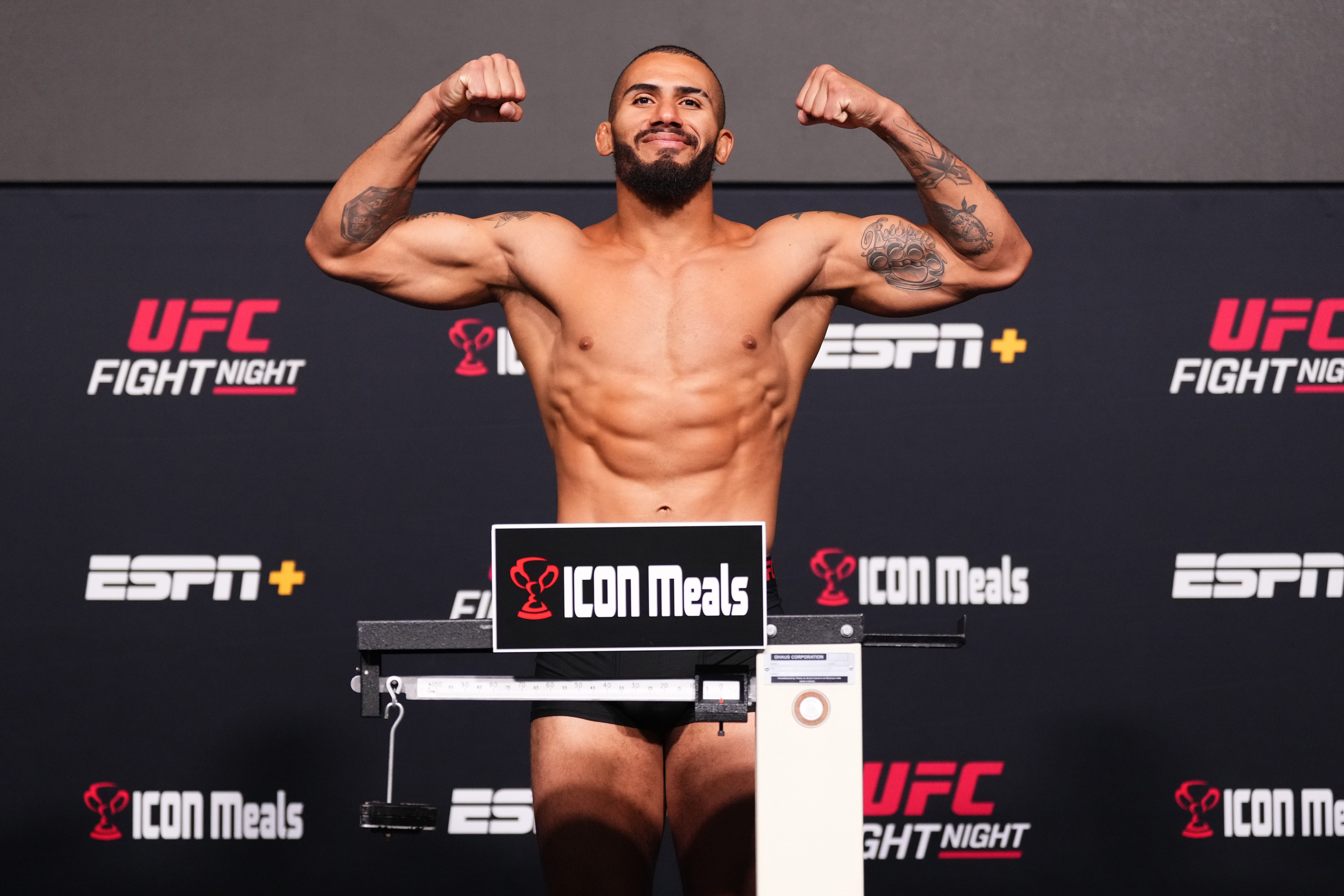 ‘Não é o adversário mais difícil da minha carreira’, diz mineiro sobre luta no UFC