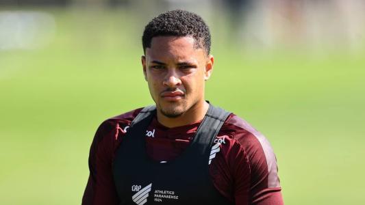 Vitor Roque, atacante do Athletico-PR