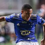 Cruzeiro quer receber R$ 56 milhões por Vitor Roque; entenda
