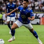 Quanto o Cruzeiro pode lucrar com venda de Vitor Roque ao Barcelona?