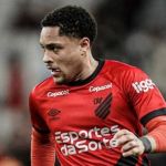 Gol de Vitor Roque contra o Cruzeiro é destaque na imprensa espanhola