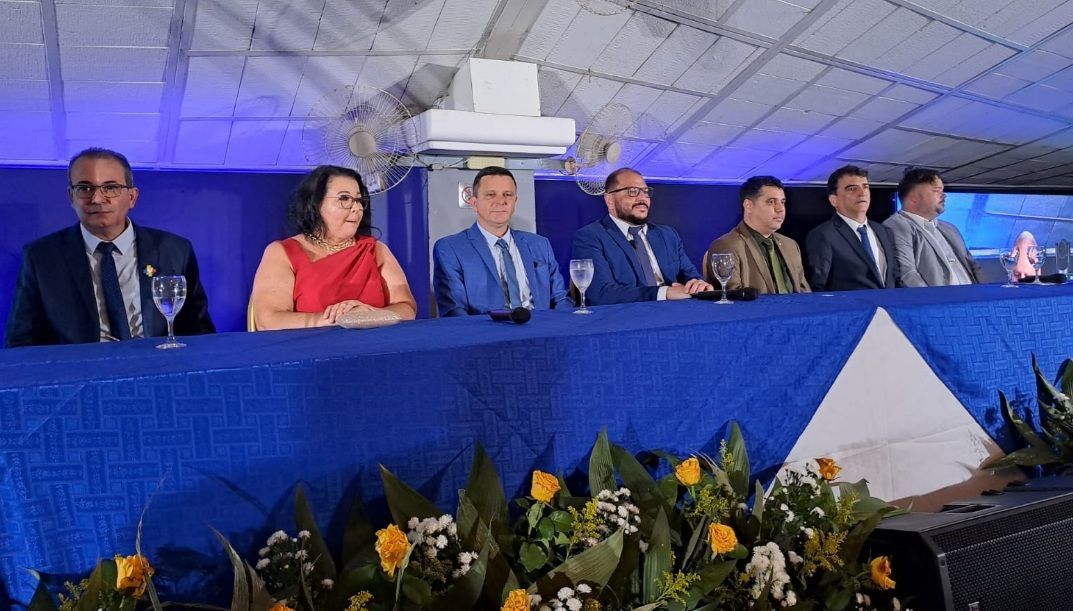 Capitão Vitor é empossado como prefeito em Timóteo