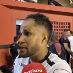 Atacante do Vitória desbafa e manda recado ao clube após 5 meses sem jogar