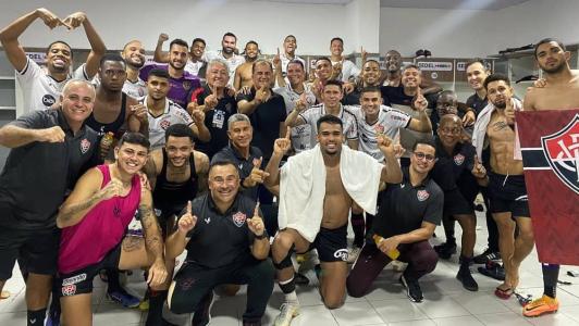 Vitória celebrou virtual acesso à Série A