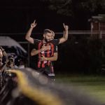 Vitória vence o CRB com gol aos 51 do segundo tempo e segue líder da Série B