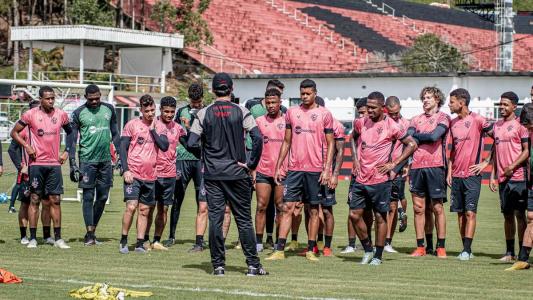 Vitória enfrenta o Mirassol nesta sexta-feira (1º)