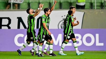 Vitória pode dar ao América a liderança isolada do grupo na Sul-Americana