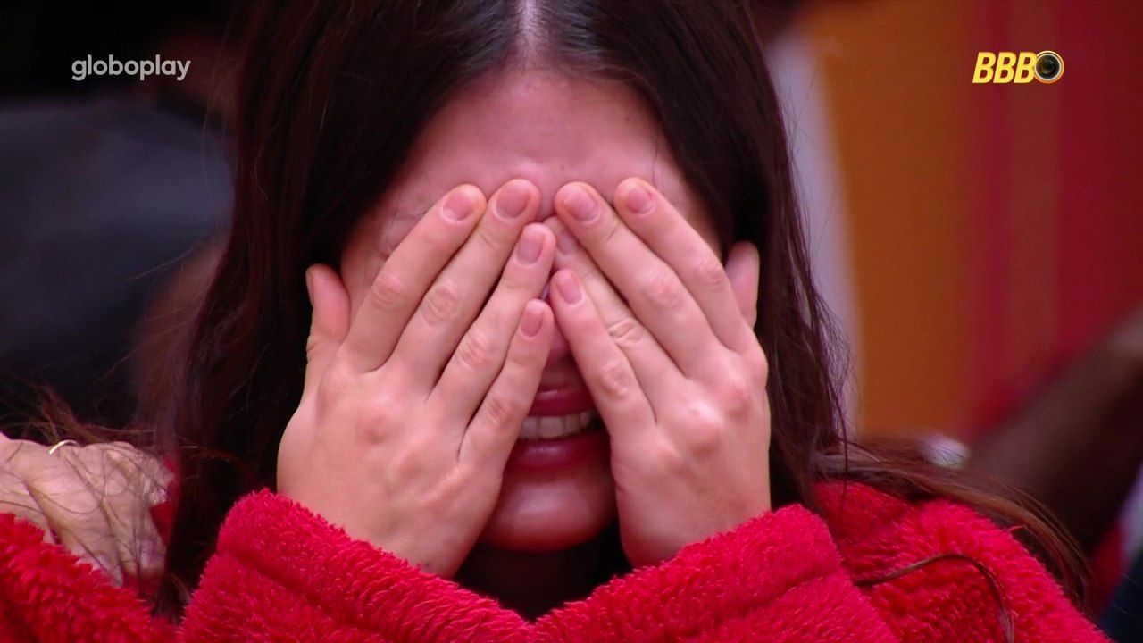 Produção do BBB 25 surpreende TOP 6 após Tadeu Schmidt levar mentira adiante