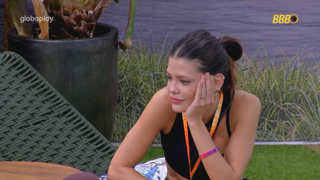 BBB 25: Vitória Strada se emociona ao falar sobre a Páscoa