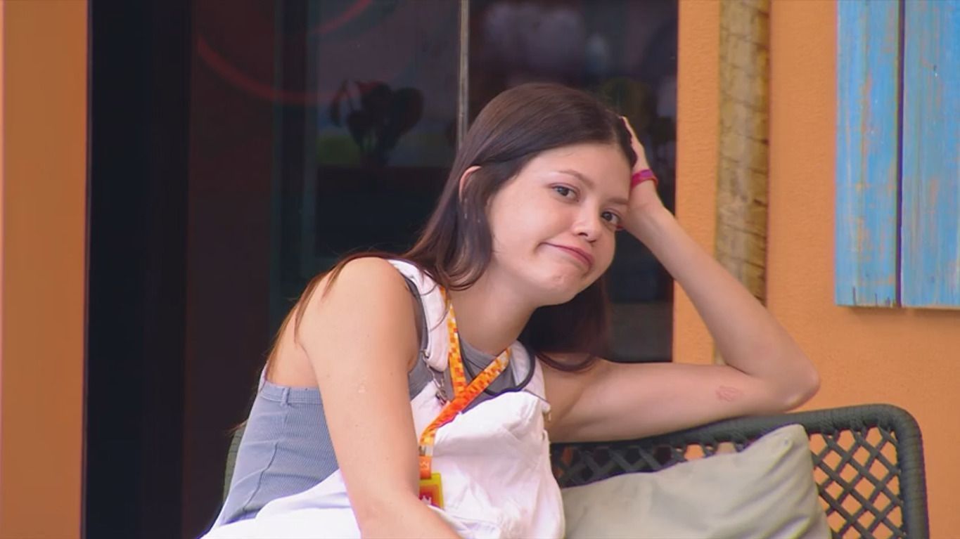 Vitória Strada é punida pela produção do BBB 25: 'saia imediatamente'