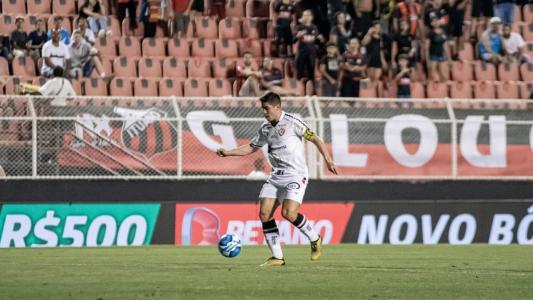Vitória tenta vencer para se sagrar na liderança