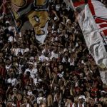 Torcida do Vitória esgota ingressos para 'jogo do acesso' contra o Vila Nova