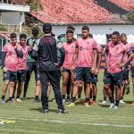 Vitória recebe o Guarani no Barradão em duelo direto pelo acesso à Série A