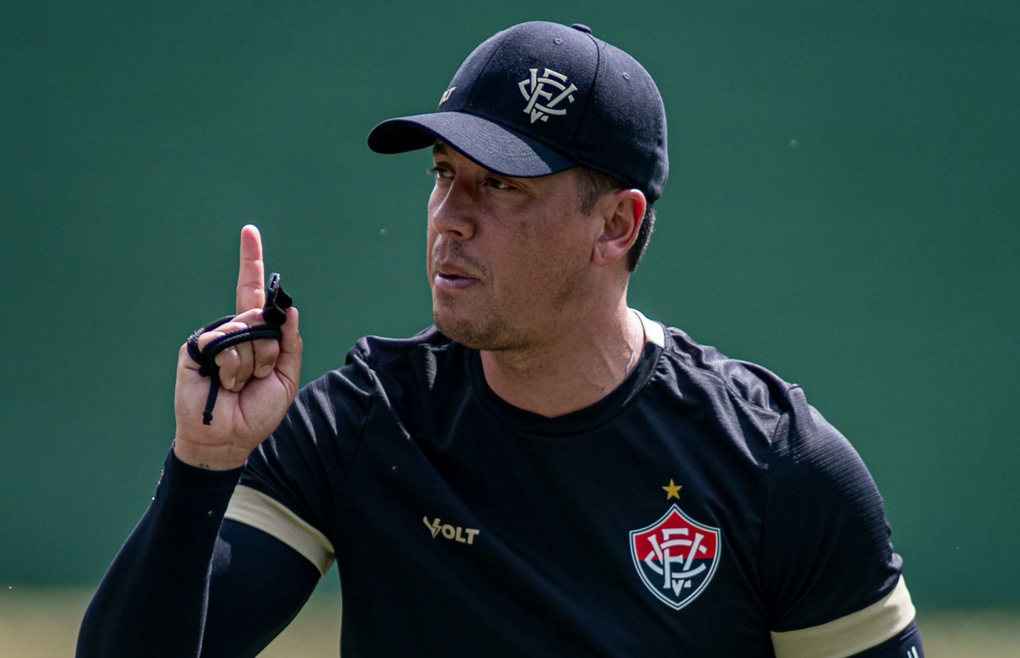 Luta contra o Z4: Vitória precisa 'dobrar' aproveitamento para chegar a 'número mágico'
