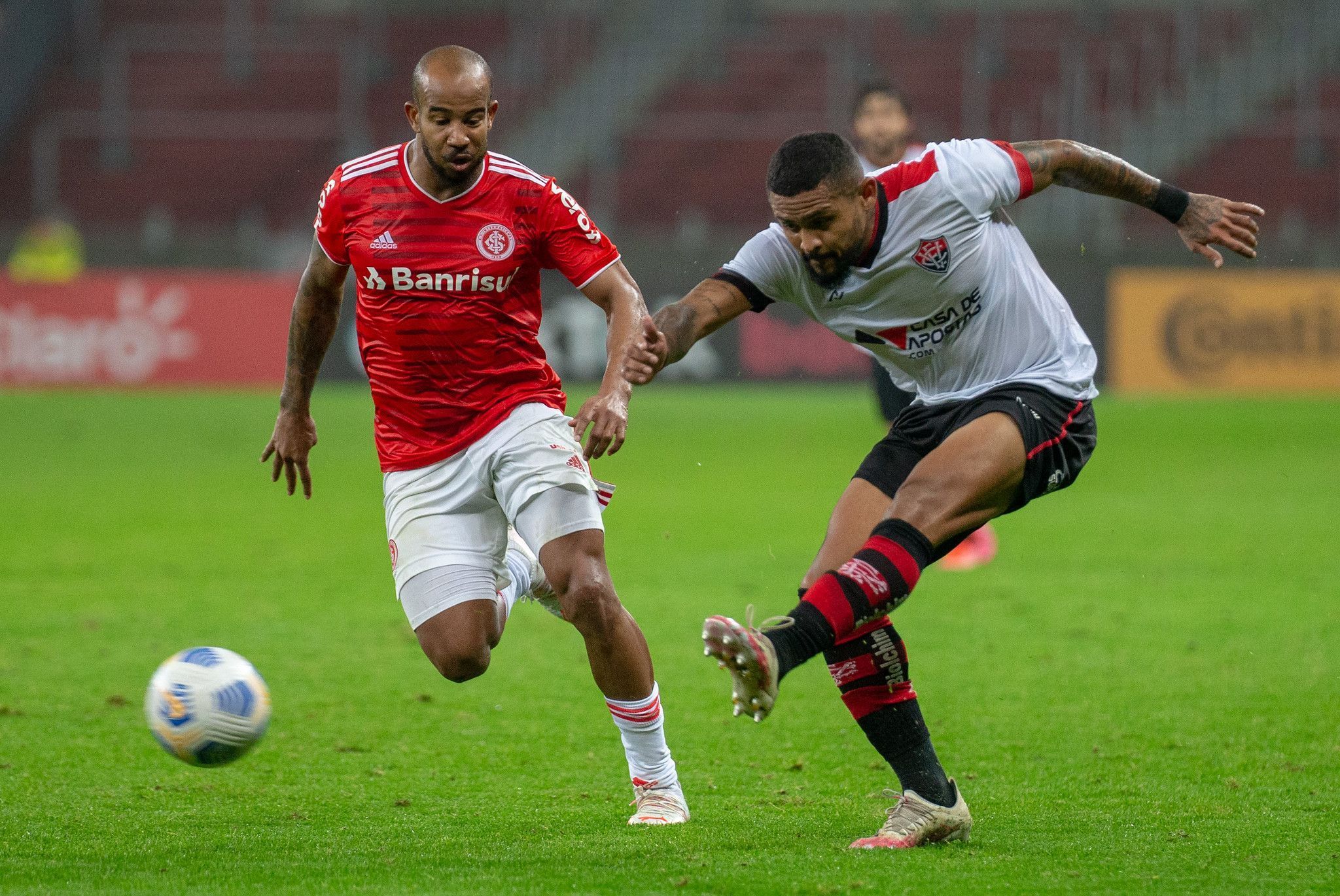 Série A: Vitória e Internacional voltam a se enfrentar após três anos