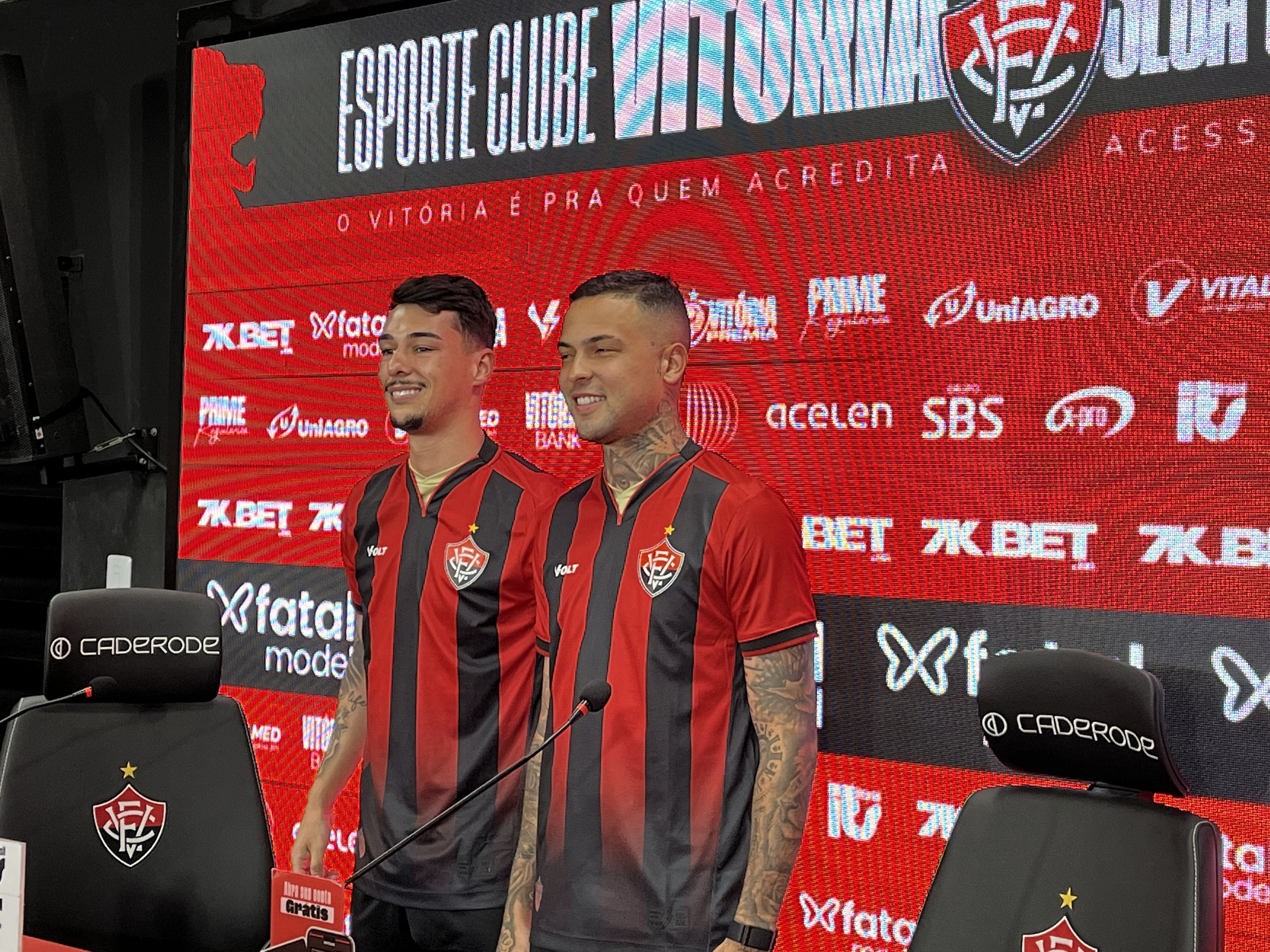 Apresentados, reforços do Vitória revelam metas ambiciosas para 2025
