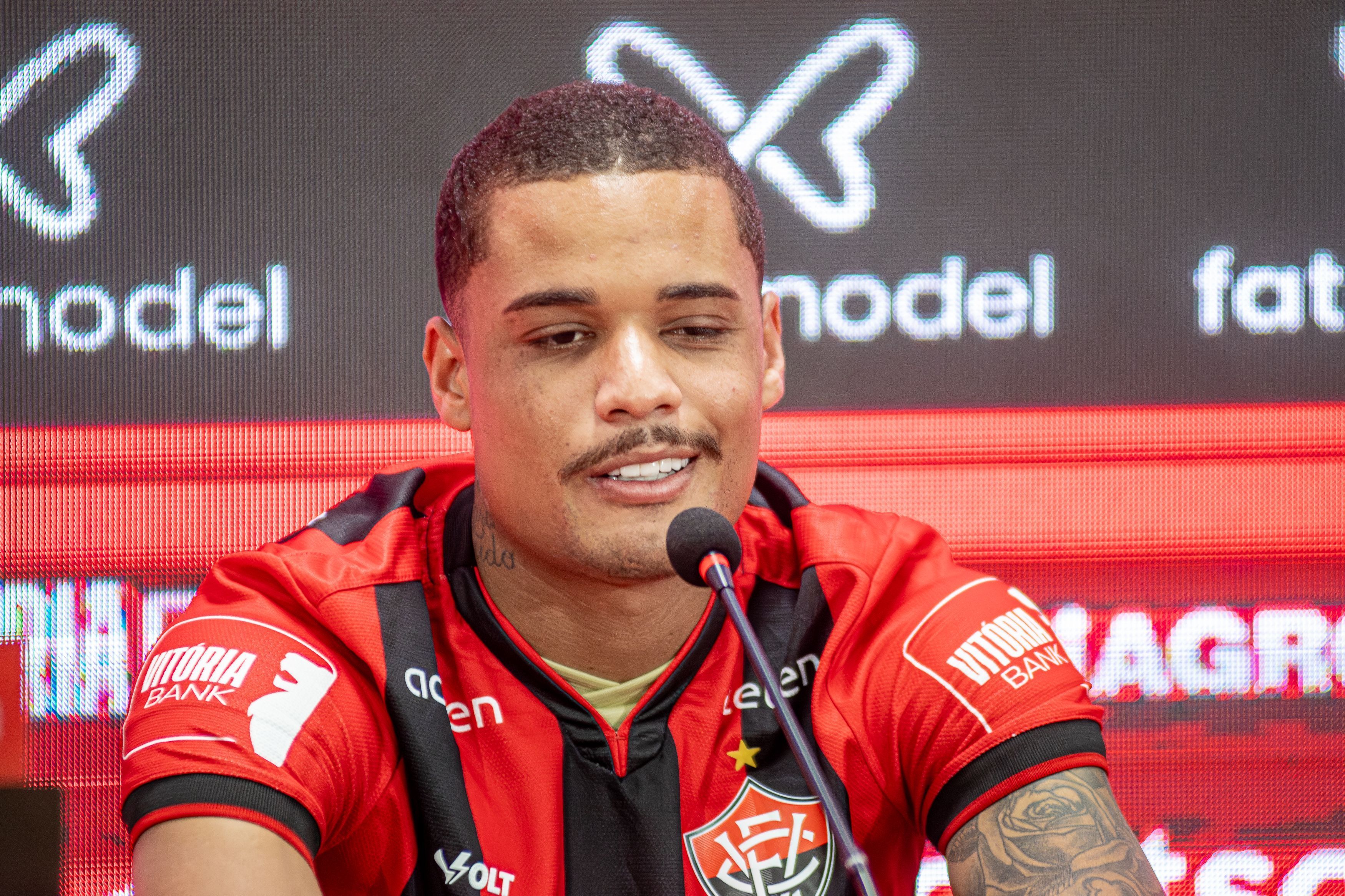Ex-Botafogo, Janderson promete gols pelo Vitória: 'Pode ficar despreocupado'