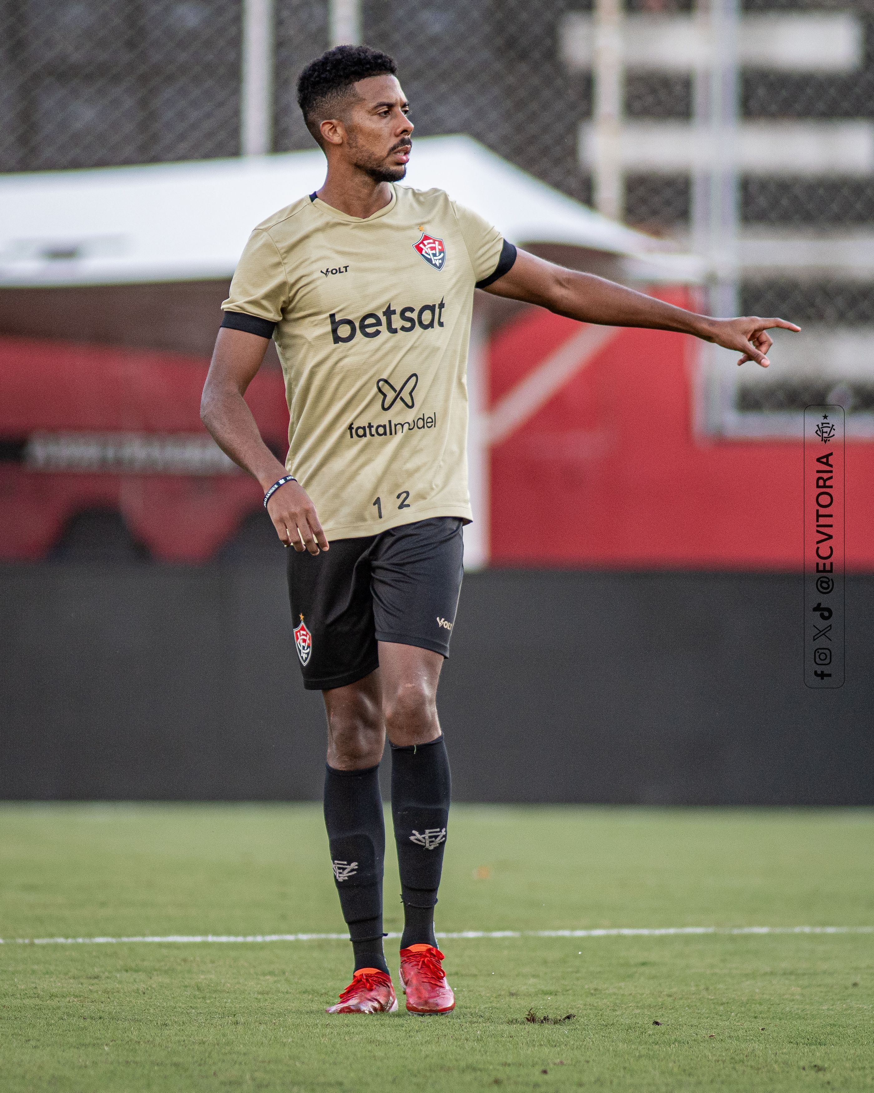 Vitória visita o RB Bragantino para se afastar de vez do Z4 do Brasileiro