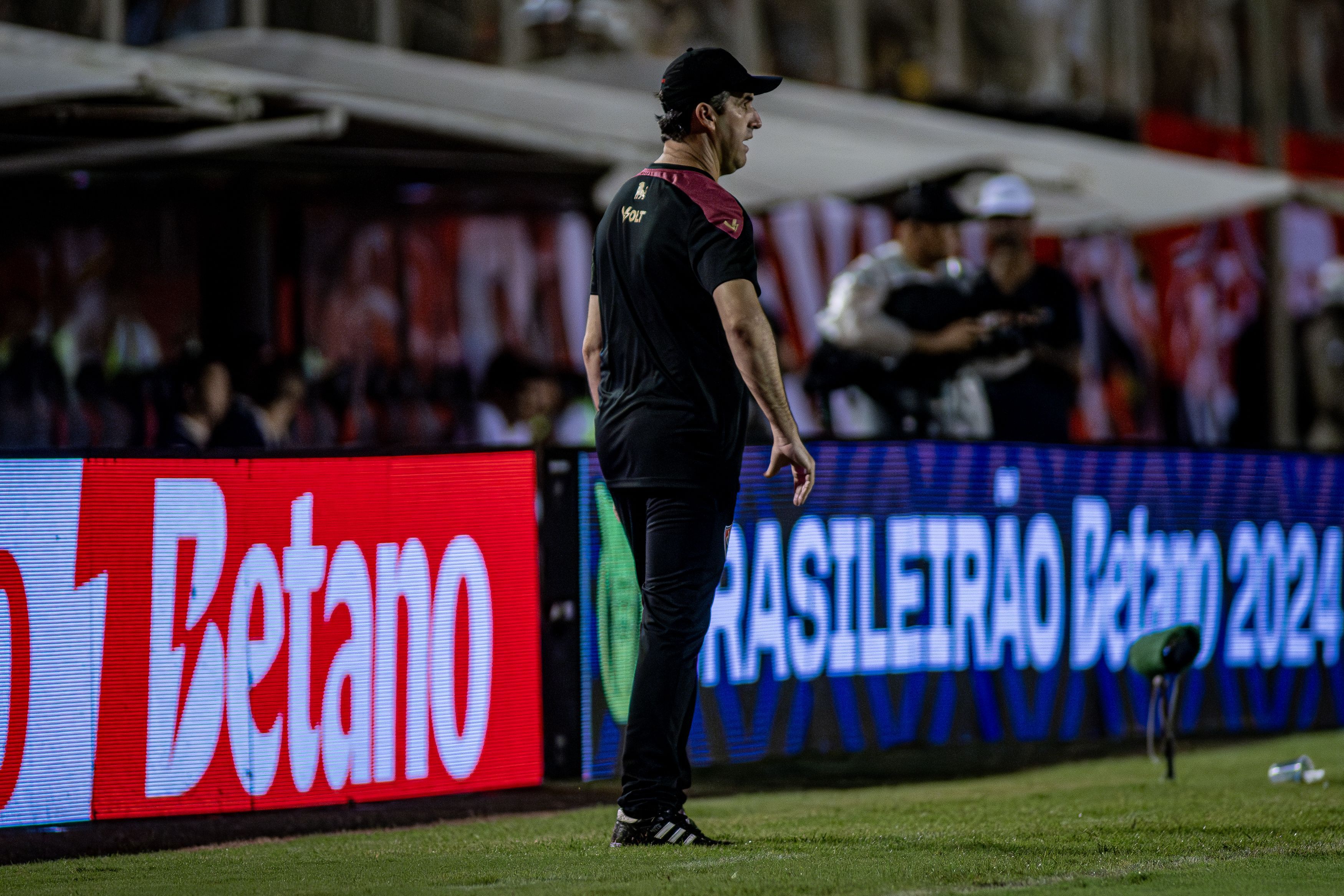 Técnico do Vitória projeta jogo contra o Cruzeiro: 'Podemos conquistar pontos'