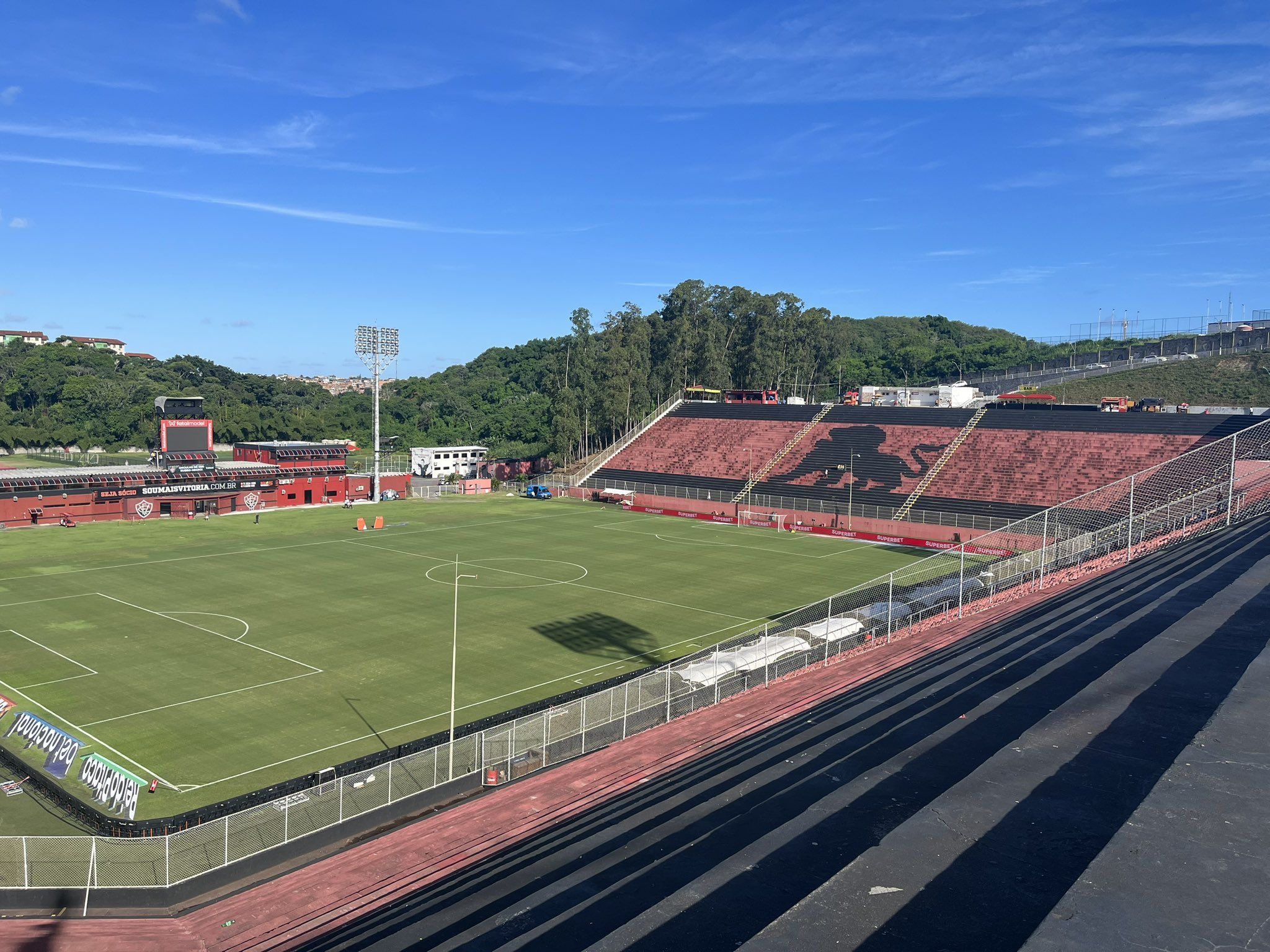 Fatal Model toma decisão sobre naming rights do estádio do Vitória