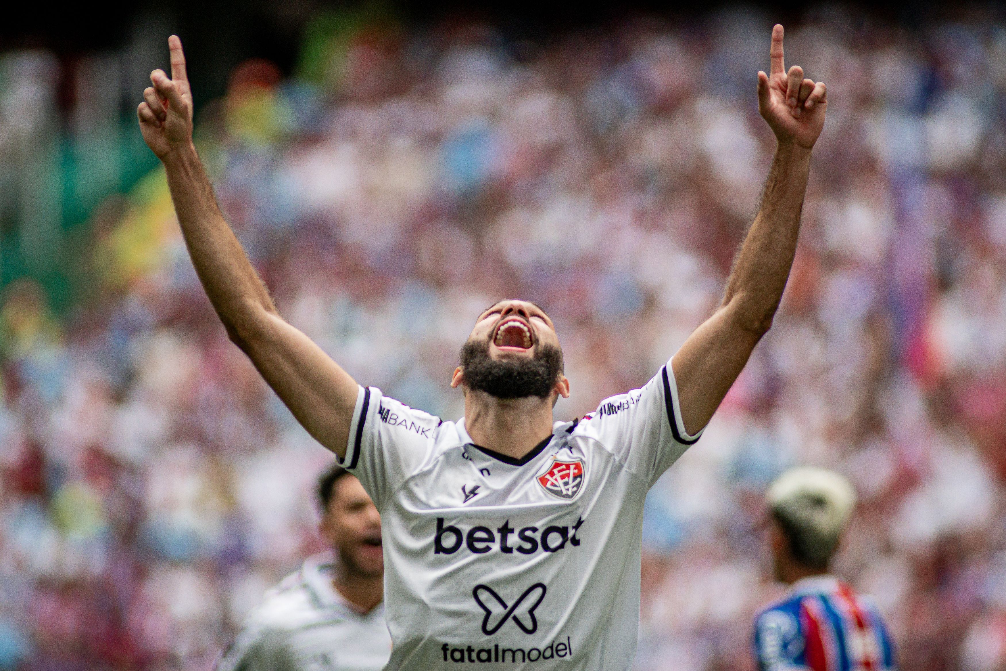 Vitória empata com o Bahia e volta a ser campeão baiano após longo jejum