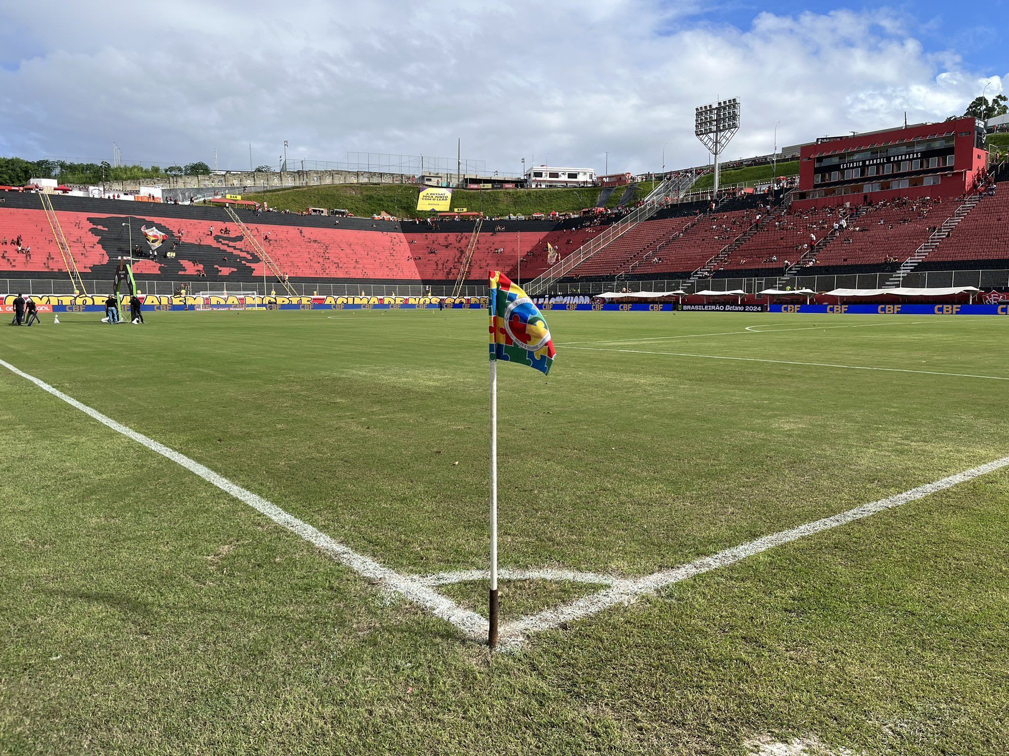 Vitória x Atlético-GO: veja escalações para duelo pela Série A