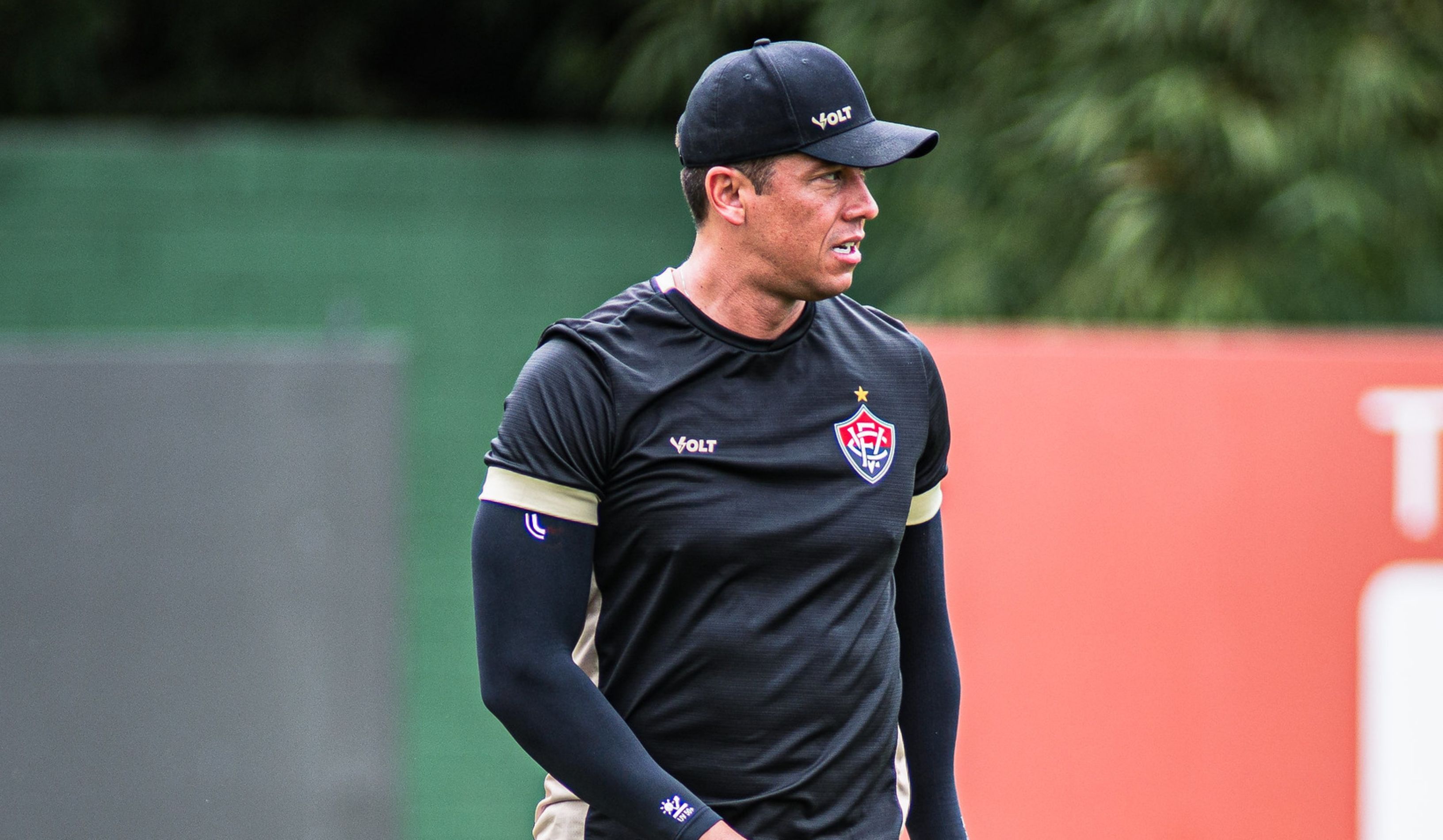 Escalação do Vitória: Carpini define time com mudanças para estreia na Copa do Nordeste