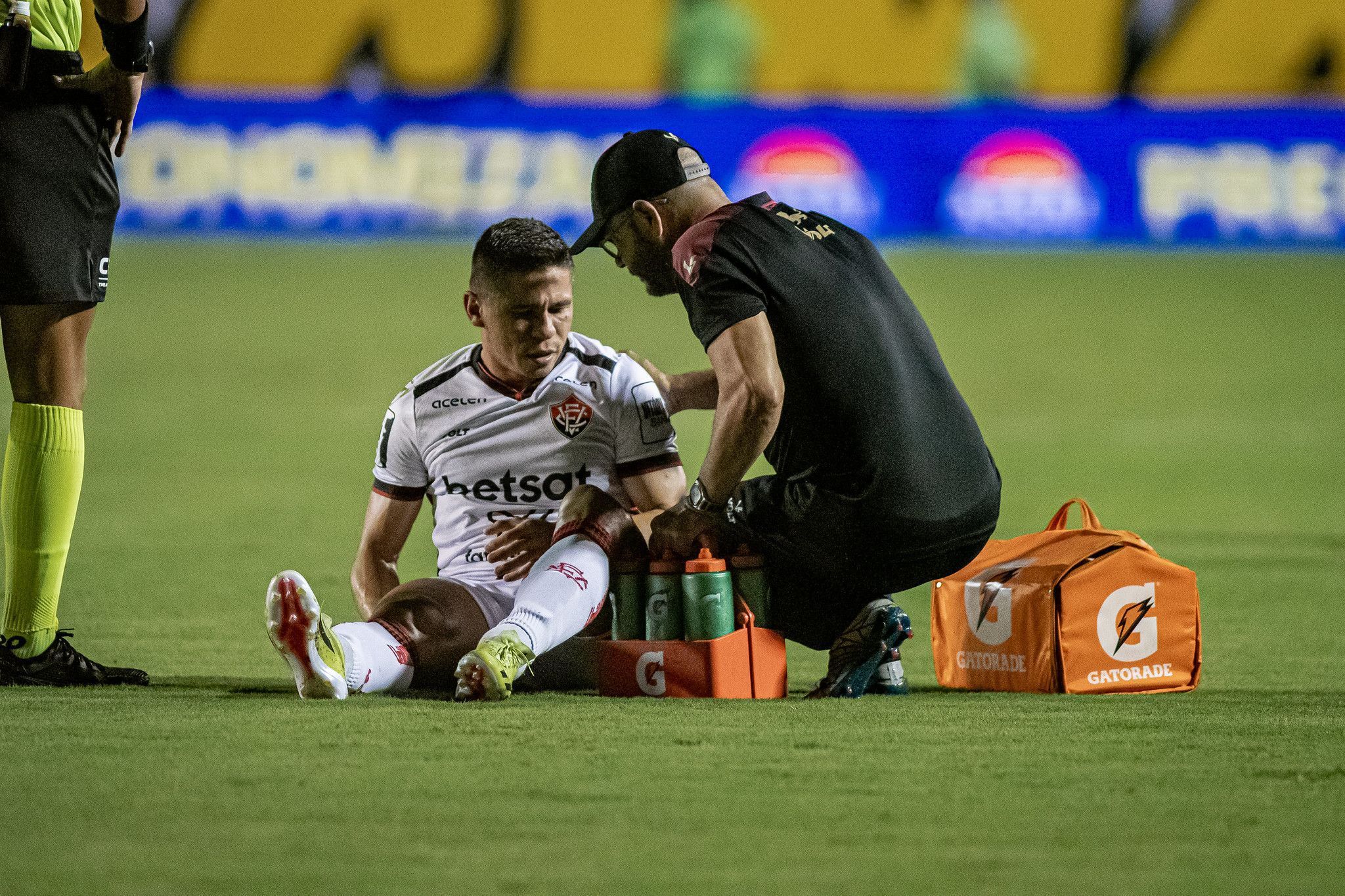 Vitória tem lista extensa de desfalques para encarar o Corinthians; confira