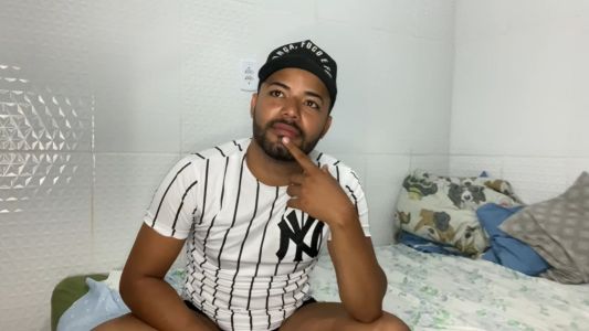 Vizinhos de Hytalo Santos denunciam festas com menores e topless em condomínio na Paraíba