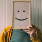 Positividade tóxica x otimismo: entenda a diferença entre elas