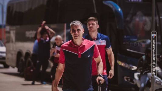 Vojvoda com a delegação do Fortaleza na viagem para Bragança Paulista