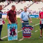 Vojvoda completa 200 jogos pelo Fortaleza e recebe homenagem