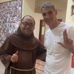 Antes de enfrentar o Cruzeiro, Vojvoda visita santuário em folga do Fortaleza