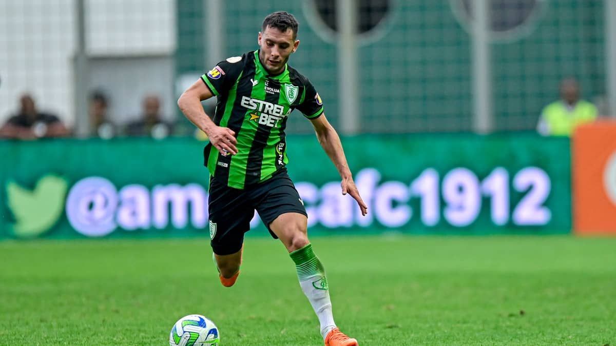 Martinez analisa adaptação de Bustos no América e 'corrida contra o tempo' na temporada