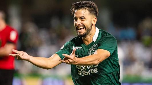 Volante Raphael Guzzo marcou para o Goiás aos 24 do segundo tempo