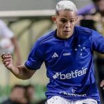 Wallisson reclama de incômodo e vira desfalque do Cruzeiro no Brasileirão