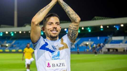 Volante retornará ao clube saudita que defendeu na última temporada