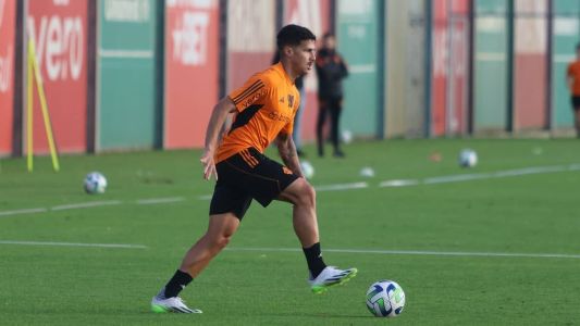 Volante Rômulo pode ser improvisado na lateral, assim como já foi utilizado pelo ex-técnico Mano Menezes